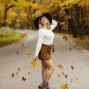 Meet your Posher, Angelina